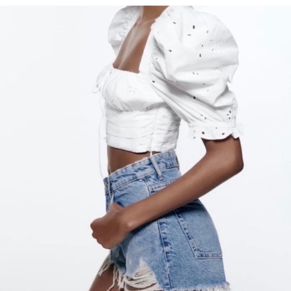 Zara Tops - Zara eyelet smocked crop top